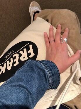 「SEVENDAYS=SUNDAY（セブンデイズサンデイ）のアイテム（デニムジャケット）」を使った、meguさん（レディース・164cm）の冬コーディネート