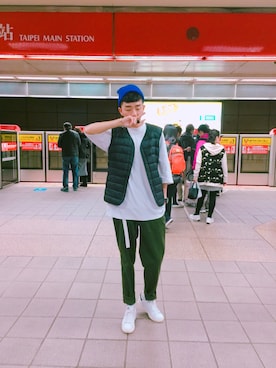 「SPAO（スパオ）のアイテム（ジャケット/アウター）」を使った、Brandsonさん（メンズ・177cm）の春コーディネート