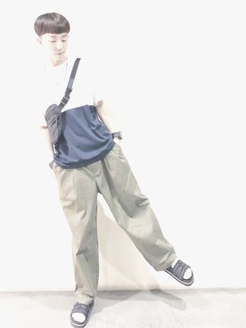 「UU（ユニクロ　アンダーカバー）のアイテム（バッグ）」を使った、Brandsonさん（メンズ・177cm）の秋コーディネート