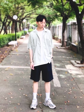 「plain-me（プレインミー）のアイテム（カーゴパンツ）」を使った、Brandsonさん（メンズ・176cm）の夏コーディネート