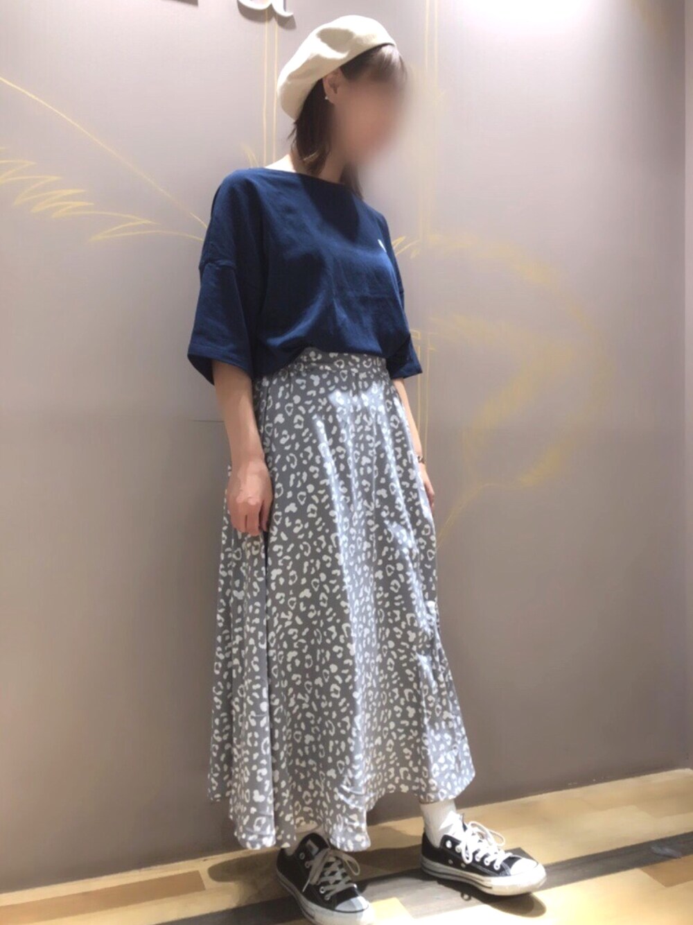 「レオパード、LEE、オトナカジュアル、シンプルコーデ、はるコーデ、Green Parks、earth music&ecology、ラフ、サーモベレー、平成最後のWEARISTAセンバツ」｜「Green　Parksの・レオパードフレアロングスカート（スカート、グレー系）」を使った、Bambiさん（レディース・162cm）の春コーディネートの1枚目の写真