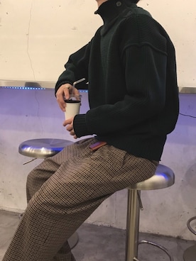 「aditional（アディショナル）のアイテム（トップス）」を使った、Yutaさん（メンズ・181cm）の冬コーディネート