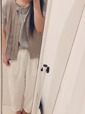 「sakishimatokyo（サキシマトーキョー）の横断歩道のベスト (40グレージュ) 3月上旬発送予定（ベスト、その他）」を使った、れいさん（レディース・160cm）の夏コーディネート