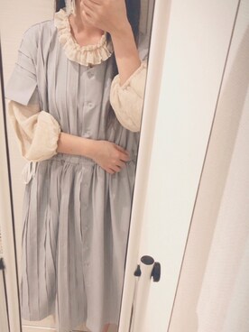 「anotherlibraのアイテム（トップス、ベージュ系）」を使った、れいさん（レディース・160cm）の春コーディネート