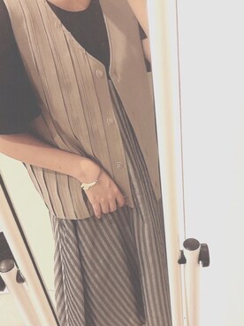 「sakishimatokyo（サキシマトーキョー）の横断歩道のベスト (40グレージュ) 3月上旬発送予定（ベスト、その他）」を使った、れいさん（レディース・160cm）の春コーディネート