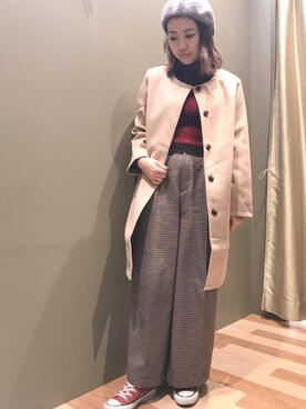 「ベージュコート」｜「アイテム（ダウンジャケット/コート）」を使った、atsumiさん（レディース・156cm）の秋コーディネート