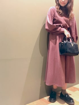 「スウェットワンピース」｜「アイテム（ローファー）」を使った、atsumiさん（レディース・156cm）の冬コーディネート