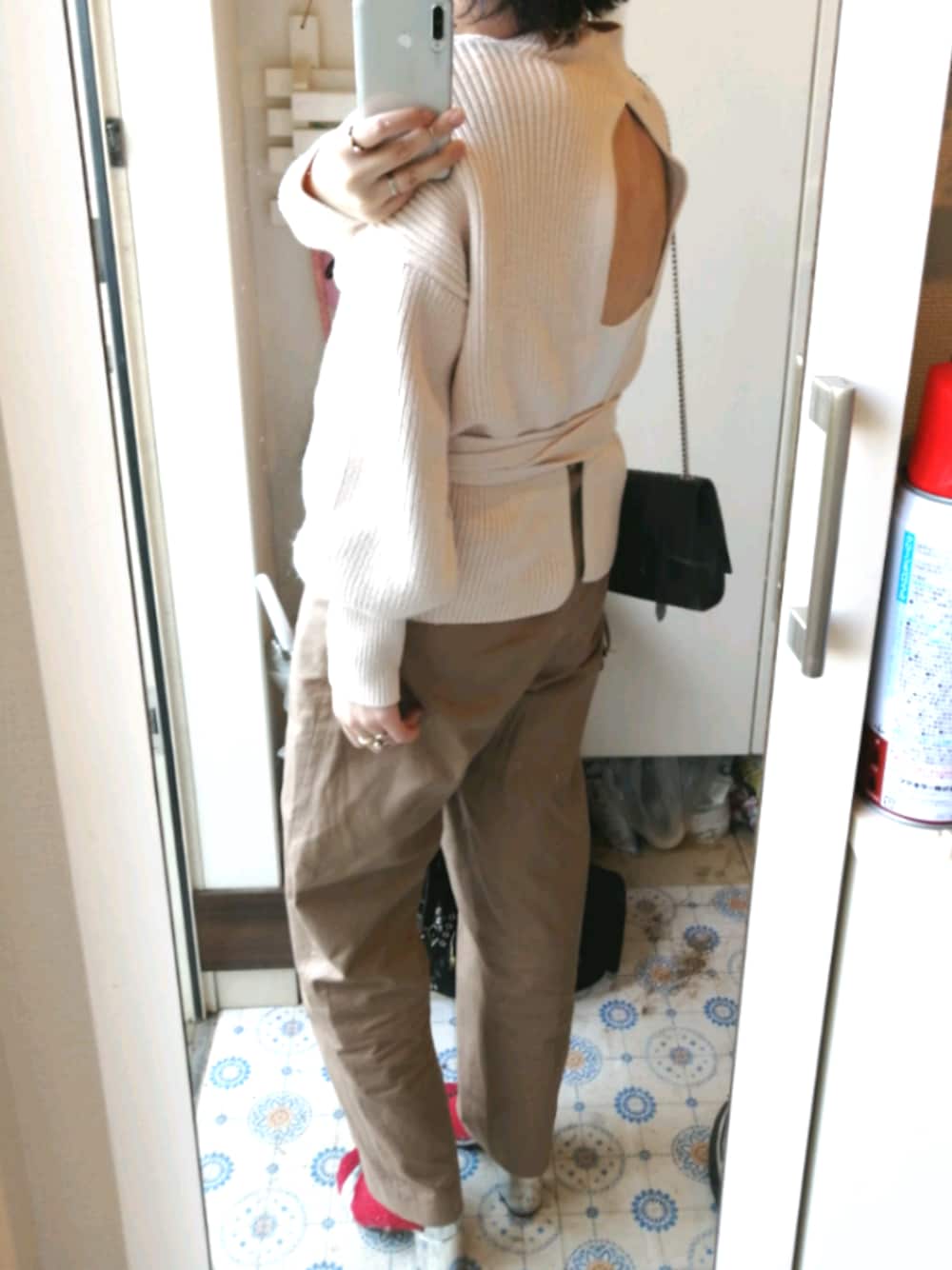 FEMIND TOKYO（フェマイントウキョウ）の「バックオープンニット  