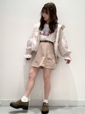 「ミニスカート」｜「アイテム（マウンテンパーカー）」を使った、yukie.さん（レディース・156cm）の秋コーディネート