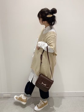 「ハイウエストストレートジーンズ」｜「アイテム（ワンピース/ドレス）」を使った、yukie.さん（レディース・155cm）の秋コーディネート