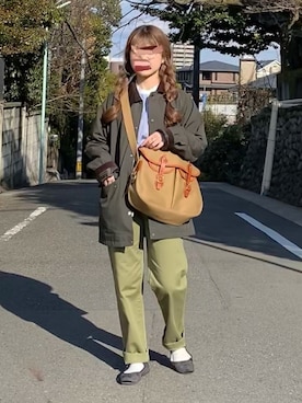 「BRADY」｜「アイテム（チノパンツ）」を使った、yukie.さん（レディース・155cm）の冬コーディネート