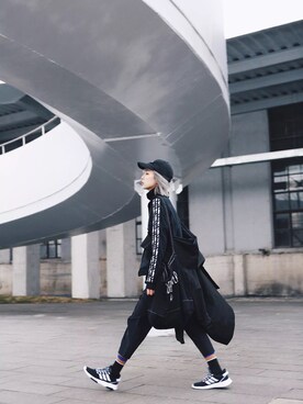 「ROARINGWILDのアイテム（ジャケット/アウター）」を使った、李钰琦さん（レディース・166cm）の冬コーディネート