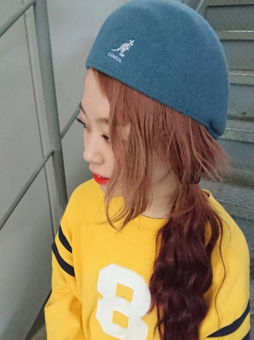 「スポーツMIX'18秋、KANGOL、polcadot、秋のコーデ、スポーツミックス、ナンバリング、スエット、ストリート、カジュアル、ZOZOTOWN掲載」｜「KANGOLの[KANGOL]Seamless Wool 507/[カンゴール]シームレス ウール 507 ハンチング ベレー（ハンチング/ベレー帽、ブルー系）」を使った、polcadotさん（レディース・157cm）の秋コーディネートの1枚目の写真