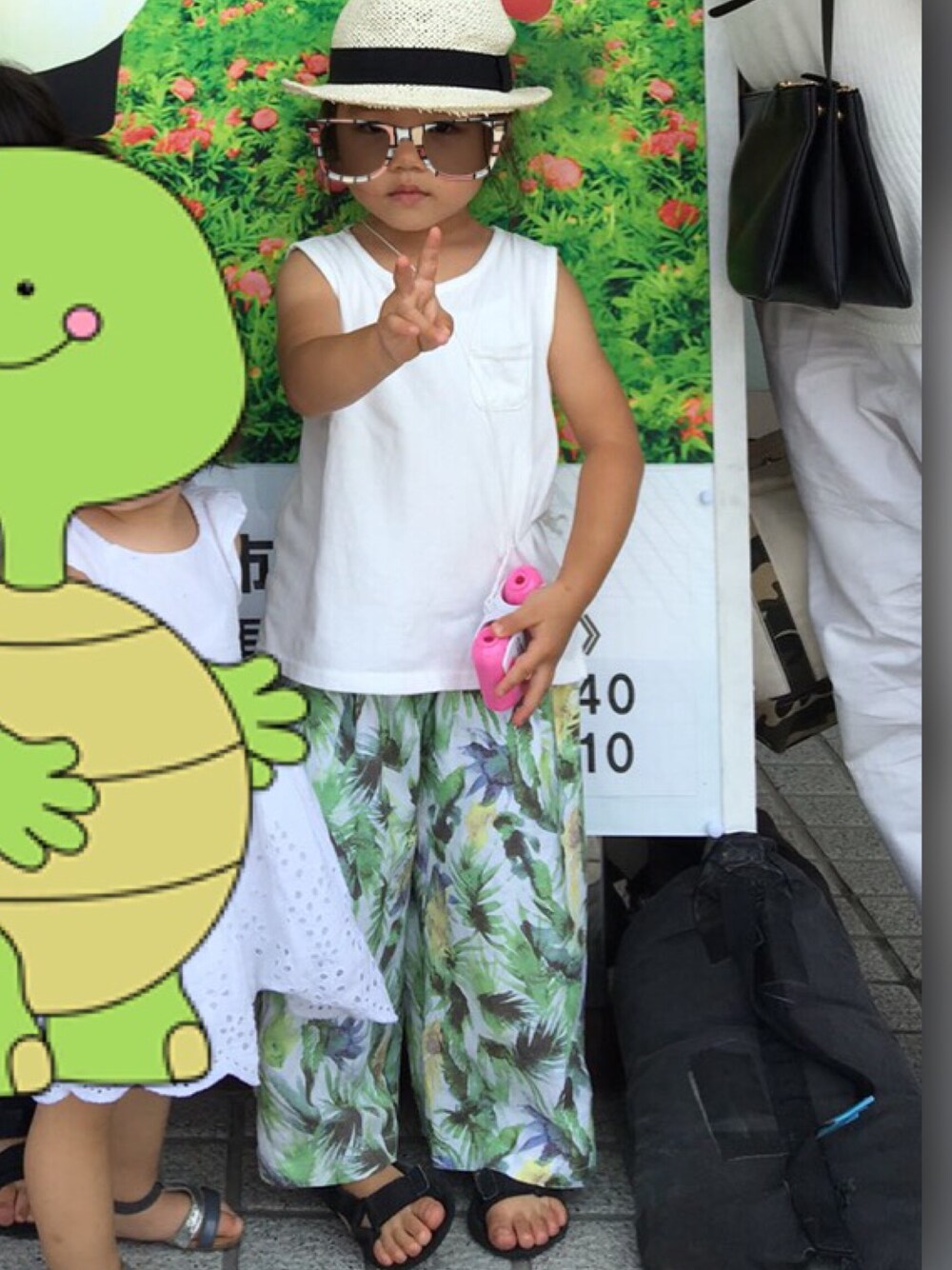 「kids、おんなのこコーデ、休日スタイル、キッズファッション、麦わら帽子、3歳、しまじろうコンサート」｜「CIAOPANIC TYPYのノースリーブTee（Tシャツ/カットソー、ホワイト系）」を使った、kotoyuiさん（キッズ・100cm）の夏コーディネートの1枚目の写真