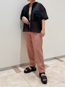 「スポサン」｜「アイテム（スラックス）」を使った、yukinoさん（レディース・156cm）の夏コーディネート