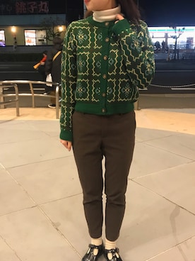 「ehka sopo（エヘカソポ）のアイテム（カーディガン/ボレロ、グリーン系）」を使った、ぴさん（レディース・165cm）の冬コーディネート