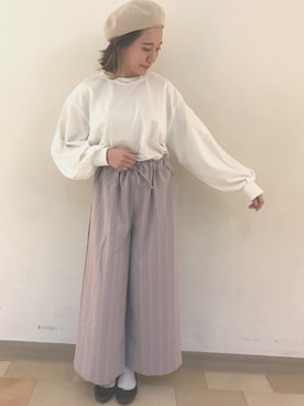 「袖ボリューム」｜「アイテム（パンツ）」を使った、shinoさん（レディース・159cm）の春コーディネート