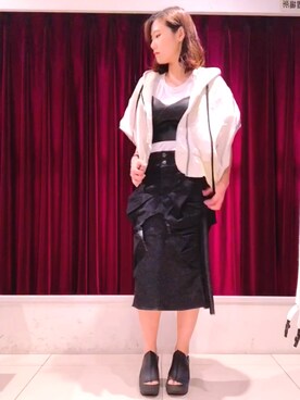 Kana Manabeさんのコーディネート