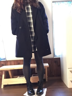 「Dr. Martens（ドクターマーチン）のDr. Martens Emmeline 5-Eye Boot（ブーツ）」を使った、Annaさん（レディース・164cm）の冬コーディネート