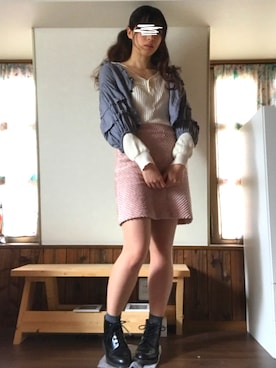 「Dr. Martens（ドクターマーチン）のDr. Martens Emmeline 5-Eye Boot（ブーツ）」を使った、Annaさん（レディース・164cm）の春コーディネート