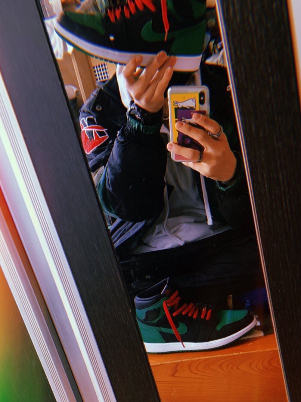 「緑、古着、nikesportswear、ストリート、シンプル、おしゃれさんと繋がりたい、カーゴパンツ、NIKE、AIR JORDAN、green」｜「NIKE SPORTSWEARのアイテム（ジャケット/アウター、グリーン系）」を使った、中野さん（メンズ・172cm）の冬コーディネートの1枚目の写真