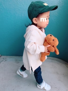 「petit main（プティマイン）のアイテム（パーカー）」を使った、mochimochiさん（キッズ・80cm）の秋コーディネート