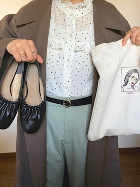 「LOWRYS FARM（ローリーズファーム）のセンタープレスカラーフレアパンツ　870189（その他パンツ）」を使った、yukaさん（レディース・160cm）の春コーディネート