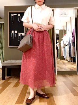 「レッドコーデ」｜「アイテム（バレエシューズ）」を使った、nanaさん（レディース・159cm）の夏コーディネート