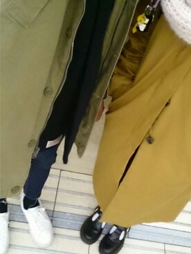 「SEVENDAYS=SUNDAY（セブンデイズサンデイ）のアイテム（トレンチコート）」を使った、4321さん（メンズ・171cm）の冬コーディネート