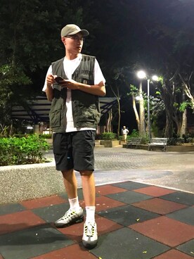 「Abercrombie&Fitch（アバークロンビーアンドフィッチ）のアイテム（カーゴパンツ）」を使った、Jason さん（メンズ・182cm）の秋コーディネート