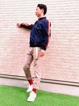 「EDWIN（エドウィン）のアイテム（パンツ、ベージュ系）」を使った、かずぽんさん（メンズ・174cm）の春コーディネート