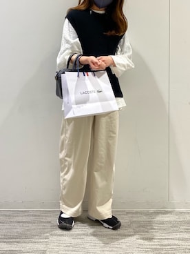 「ニットベスト」｜「アイテム（その他）」を使った、sakiさん（レディース・159cm）の春コーディネート