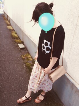 「UNIQLO（ユニクロ）のMarimekkoグラフィックＴ（半袖）＋E（Tシャツ/カットソー、ブラック系）」を使った、naaさん（レディース・160cm）の夏コーディネート