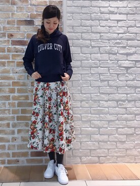 「YECCA VECCA（イェッカヴェッカ）のアイテム（パーカー）」を使った、Funatto♡さん（レディース・161cm）の冬コーディネート