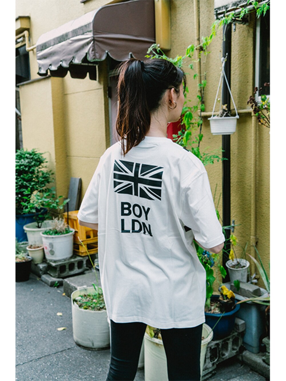 boylondonjapanさんの「Big Print Shortsleeve T-Shirt - WHITE（BOY LONDON）」を使ったコーディネート