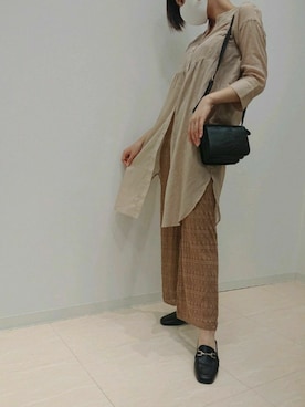 「ブラウン×ブラック」｜「アイテム（サンダル）」を使った、堺北花田INTERPLANETさん（レディース・165cm）の夏コーディネート