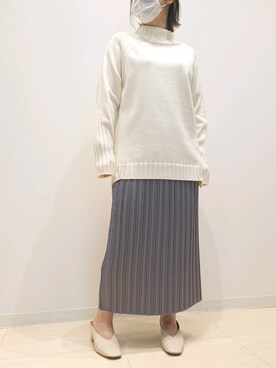 「INTERPLANET（インタープラネット）のアイテム（スカート）」を使った、堺北花田INTERPLANETさん（レディース・152cm）の秋コーディネート