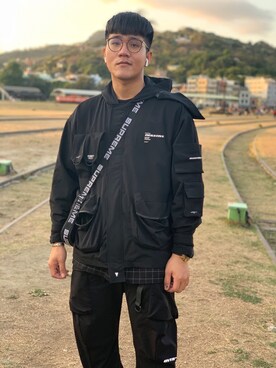 「Apple（-）のアイテム（その他）」を使った、宗諭さん（メンズ・178cm）の冬コーディネート