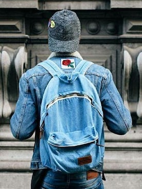 「EASTPAK（イーストパック ）のアイテム」を使った、EASTPAK officialさん（メンズ・180cm）の夏コーディネート