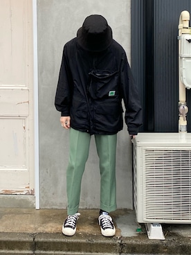 「ZARA（ザラ）のアイテム（帽子、ブラック系）」を使った、トモさん（メンズ・170cm）の秋コーディネート