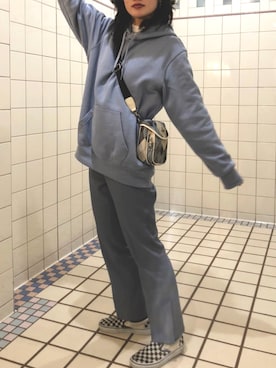 「水色」｜「アイテム（スリッポン）」を使った、Fuka ◟̽◞̽さん（レディース・164cm）の冬コーディネート