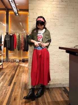 「アイテム（ヘアバンド）」を使った、Qさん（レディース・163cm）の冬コーディネート