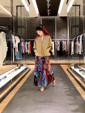 「羽織り」｜「アイテム（財布/小物）」を使った、Qさん（レディース・163cm）の春コーディネート