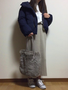 「GU（ジーユー）のアイテム（スウェット、ホワイト系）」を使った、sakiさん（レディース・160cm）の冬コーディネート