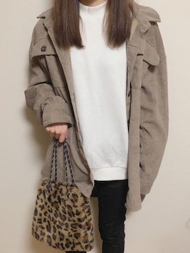 「しまむら（シマムラ）のアイテム（シャツ/ブラウス、ブラウン系）」を使った、sakiさん（レディース・160cm）の秋コーディネート