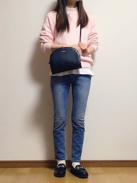 「UNIQLO（ユニクロ）のアイテム（ニット/セーター、ピンク系）」を使った、sakiさん（レディース・160cm）の春コーディネート