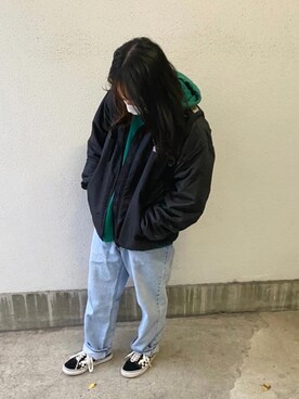 「古着女子」｜「アイテム（ナイロンジャケット）」を使った、ユイさん（レディース・159cm）の春コーディネート