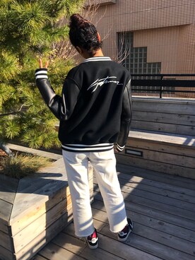 MayuNozawaさんの「Osaka Varsity Jacket」を使ったコーディネート