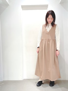 Tsujita（POUDOUDOU 川崎アトレ店）さんのコーディネート