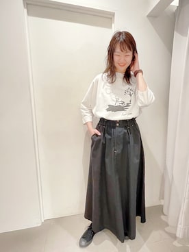 Tsujita（POUDOUDOU 川崎アトレ店）さんのコーディネート